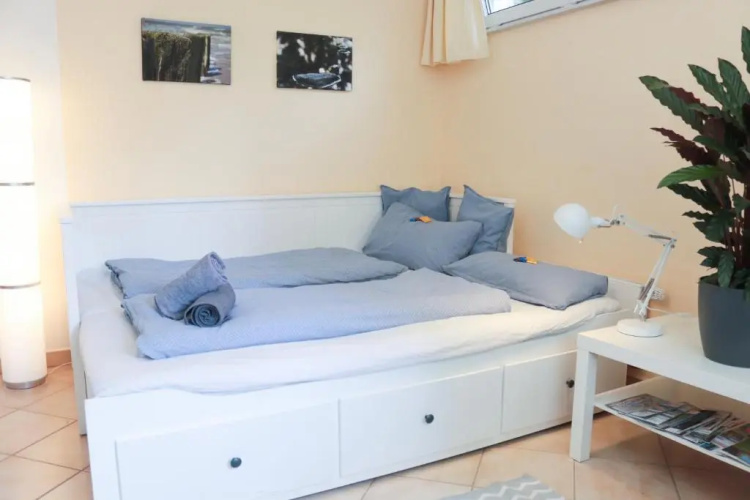 Apartment with easy access to downtown and park