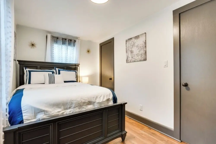 2 Bedrooms Cottage