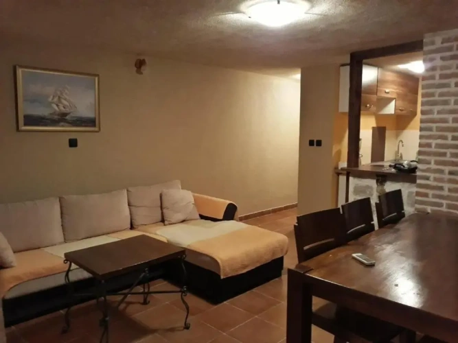 Apartment with garden view