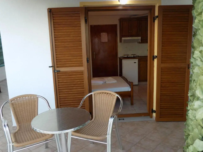 Delfinia Studios