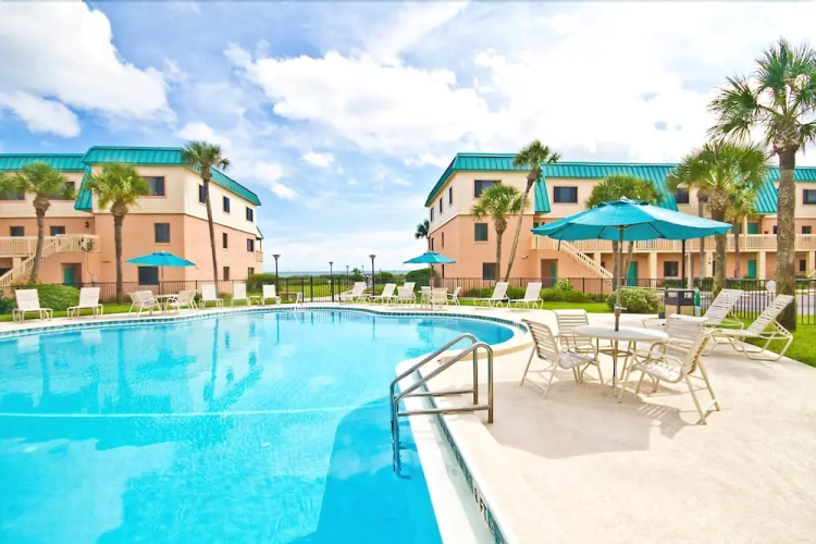 Sea Haven 216 - Two Bedroom Condo