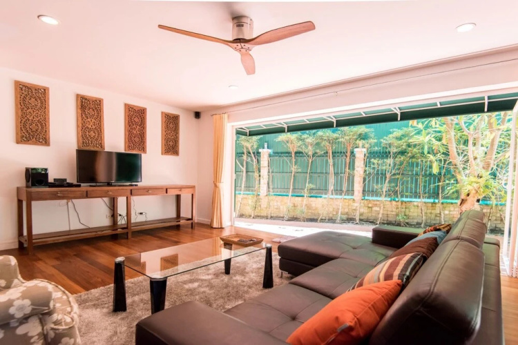 6BR Private Pool Villa Patong by Chattha