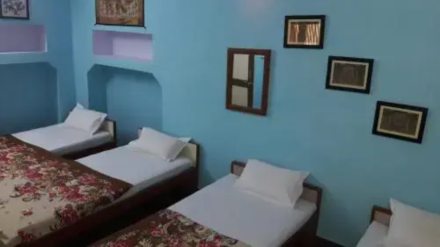 Residency Centre Point