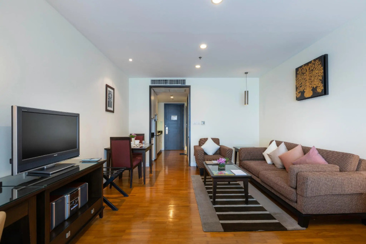 Cape Racha Hotel