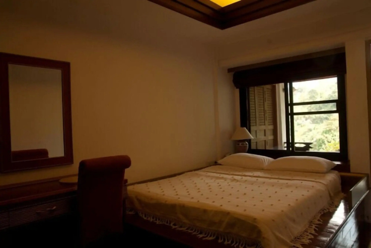 J Valley Resort