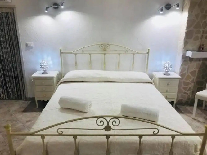 26 Suite Home