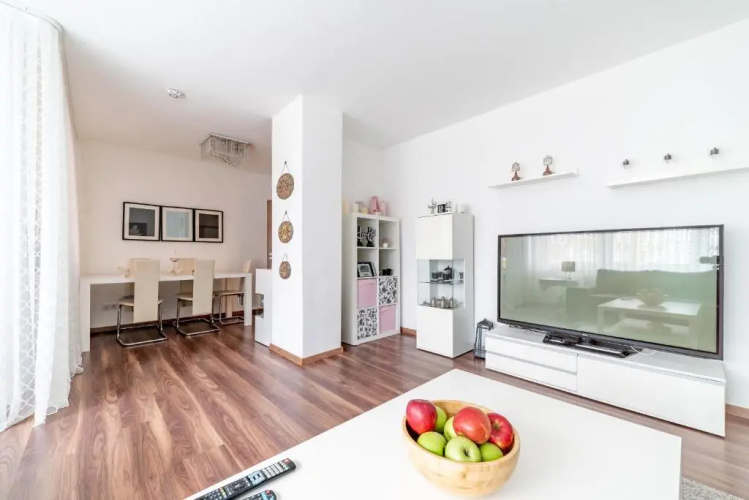 Id 6351 | Private Apartment