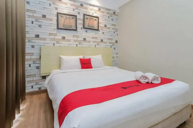 RedDoorz Plus @ Riverside Malang