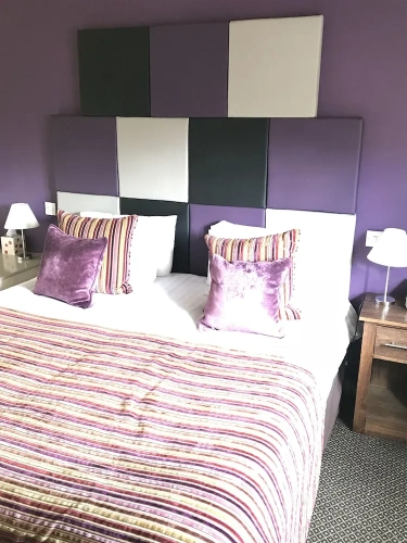 Premier room