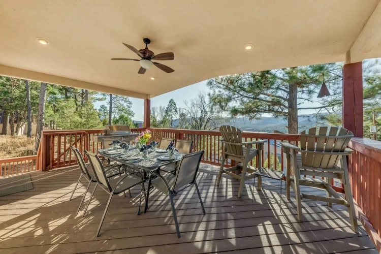 3 Bedrooms Cottage with balcony