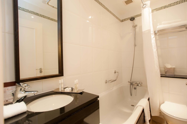 DoubleTree by Hilton Dunblane Hydro photo 13