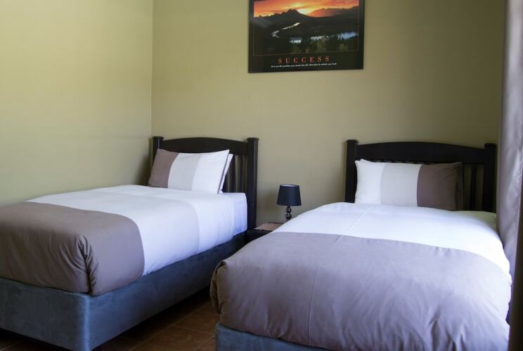 Summer Garden Guest House (Urban Jungle)Over view