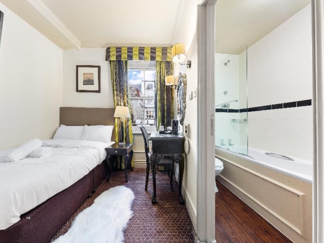 Classic Single room