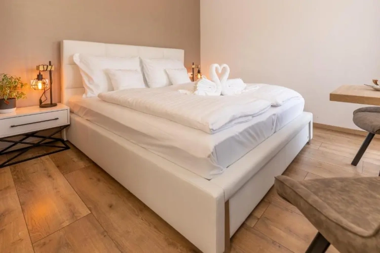 Deluxe Double room with balcony