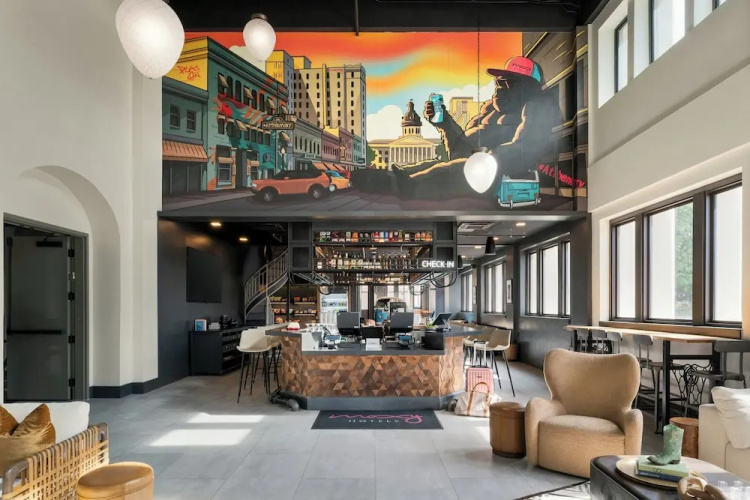 Moxy Columbia Downtown