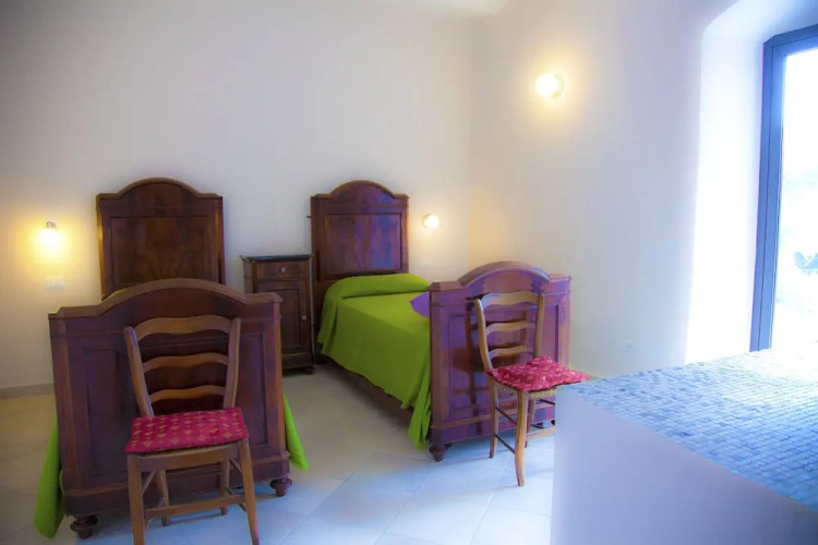 Casa Giulia Diano Castello