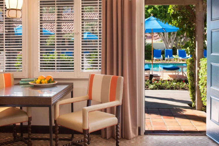 Standard Double room with pool view