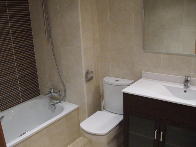 3 Bedrooms Apartment