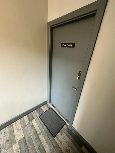 One Bed Apartment - Amazing Town Centre Location