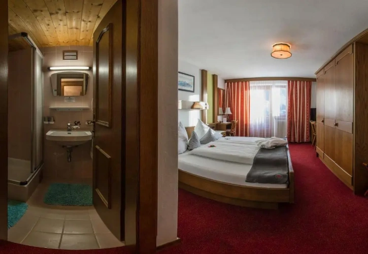 Standard Double room with balcony
