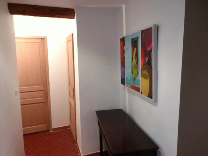 3 Bedrooms Apartment