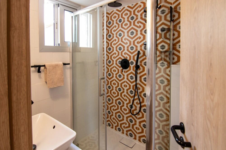 Phaedrus Living: Seaview Studio Suite Lighthouse 52
