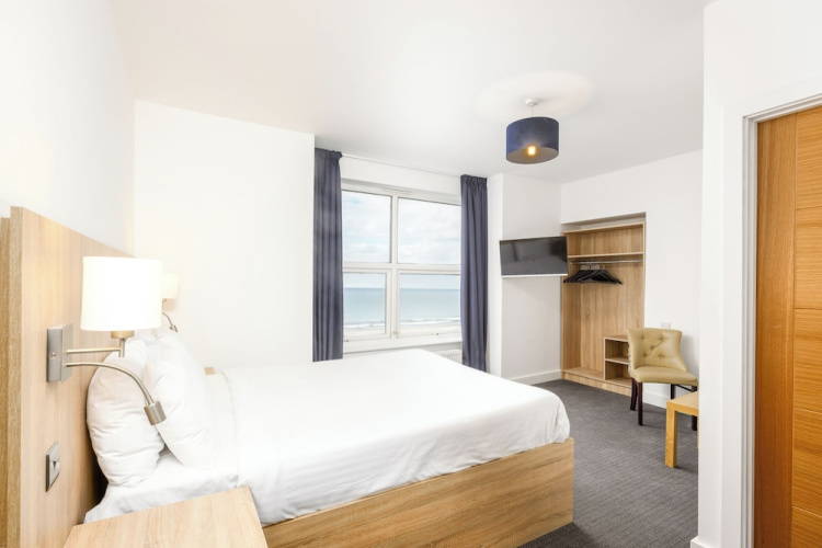 Sandringham Hotel