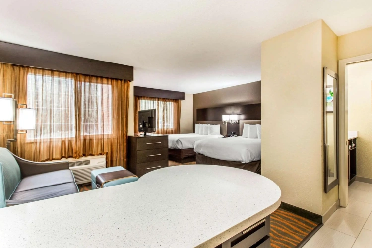 Standard Quadruple room