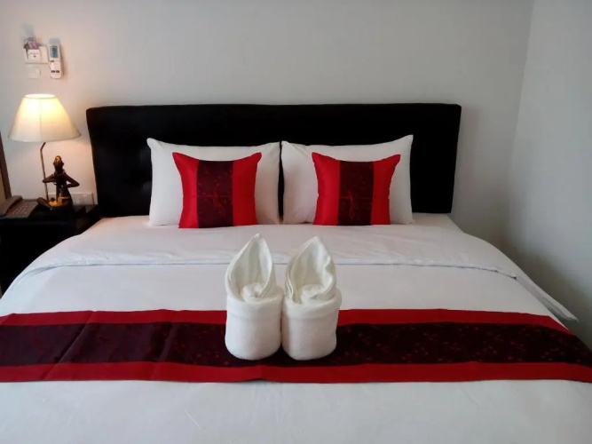 Noble Tarntong Boutique Hotel