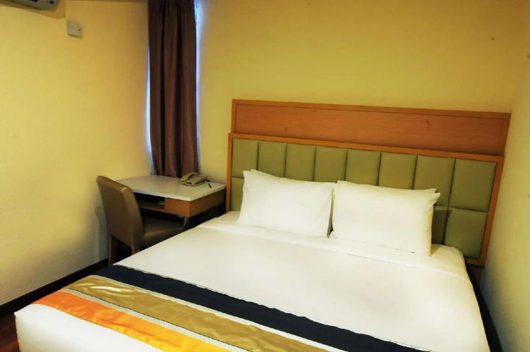 Hotel Sentral Seaview @ Beachfront - Tanjung Bungah