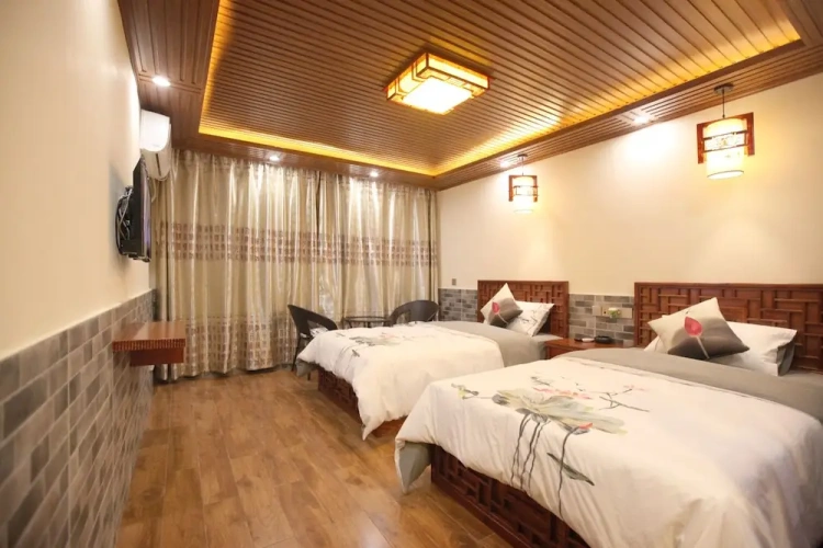 Standard Family room
