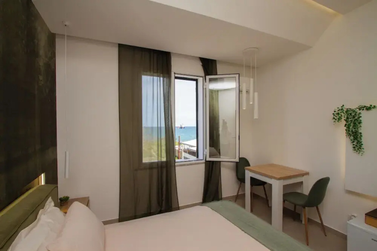 Suites Domus Fysi