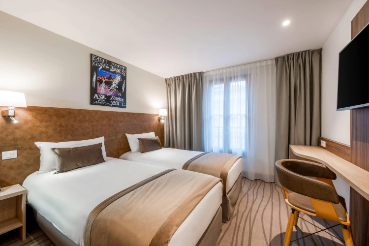 Standard Twin room