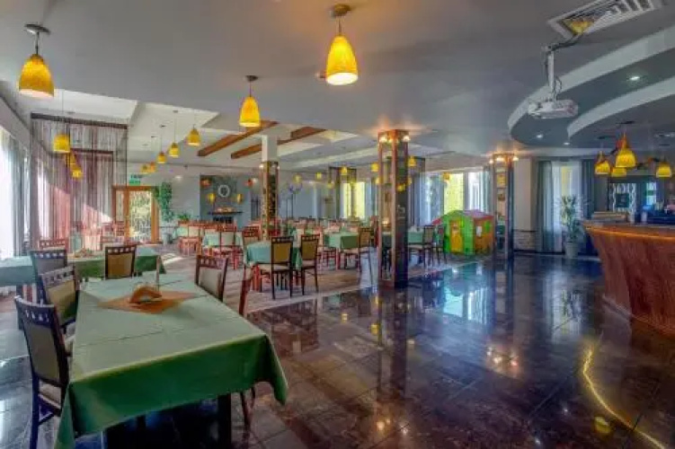 Hotel "Piast"