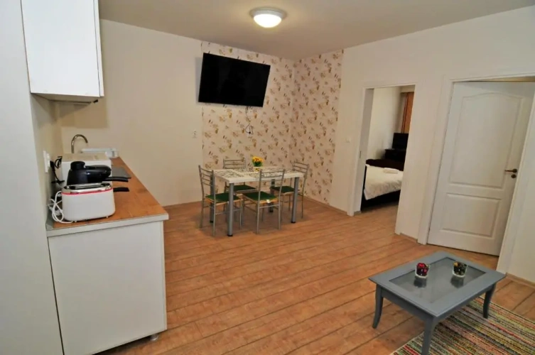 2 Bedrooms Double Apartment