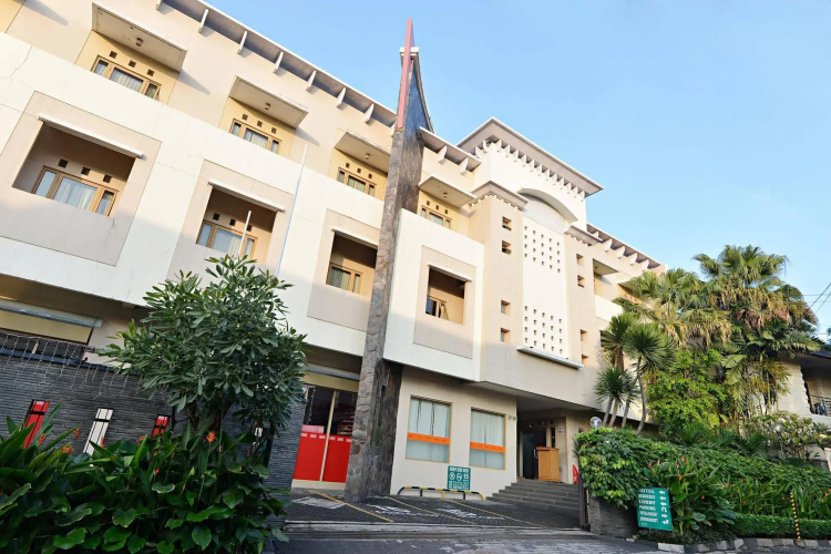 ZEN Rooms Pasteur Babakan Jeruk
