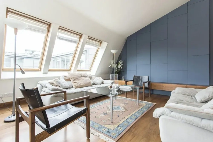 2 Bedrooms Apartment