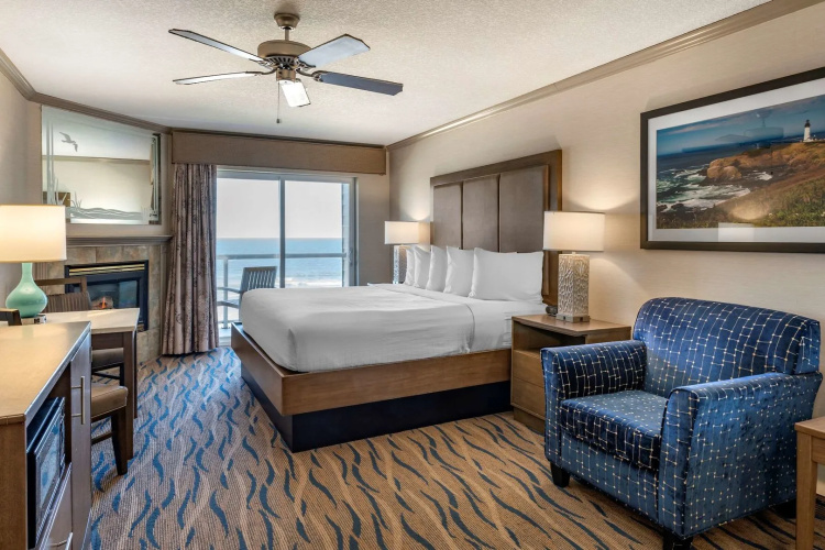 Elizabeth Oceanfront Suites, an Ascend Collection Hotel