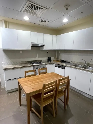 Classic Sextuple Apartment