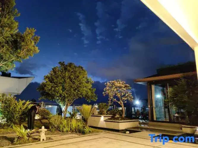 Tengchong Man Shan Hot Spring Inn