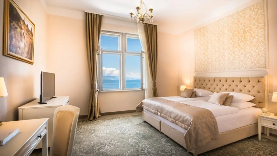 Superior Double room with sea view
