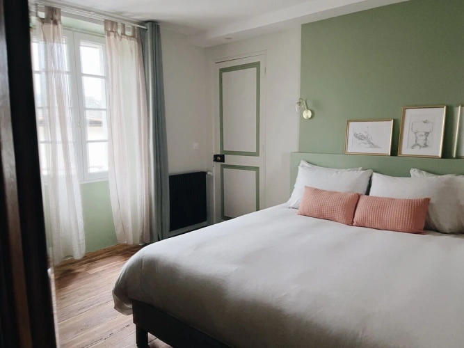Comfort room