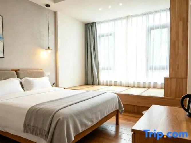 Standard Double room with mountain view