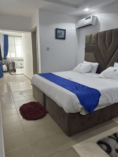 Standard Suite
