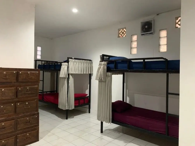 Bed in Dorm
