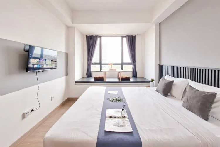 Stylish Studio Apartment At Collins Boulevard