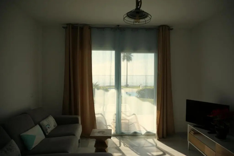 Frontline Beach ground floor with privet garden, Mi Capricho 16