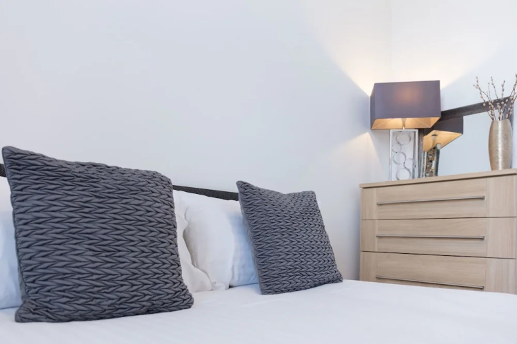 Eagleton Residence - Donnini Apartments