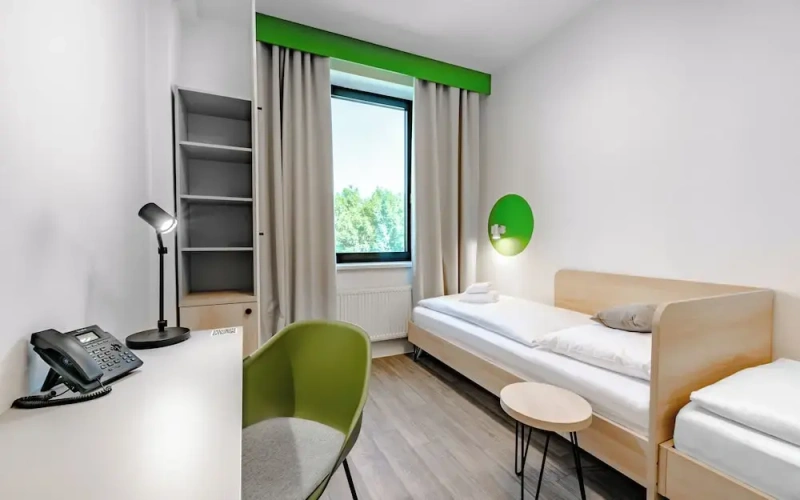 Economy Quadruple room