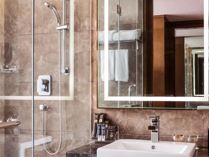 Deluxe Double Suite